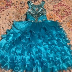 Crown winning Glitz Pageant dress! Size 6/7